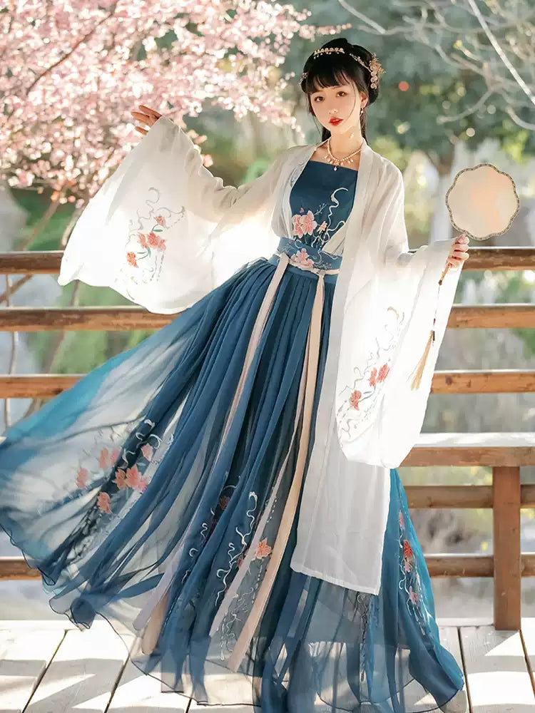 Song Dynasty Hanfu Dress – Traditional Chinese Fairy Style Outfit