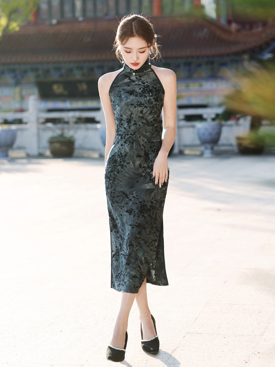Chinese Triditional sleeveless Qipao