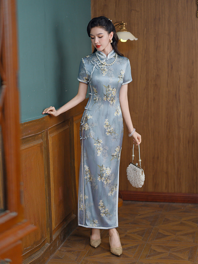 Elegant Silk Cheongsam Dress with Floral Print - Traditional Chinese Qipao