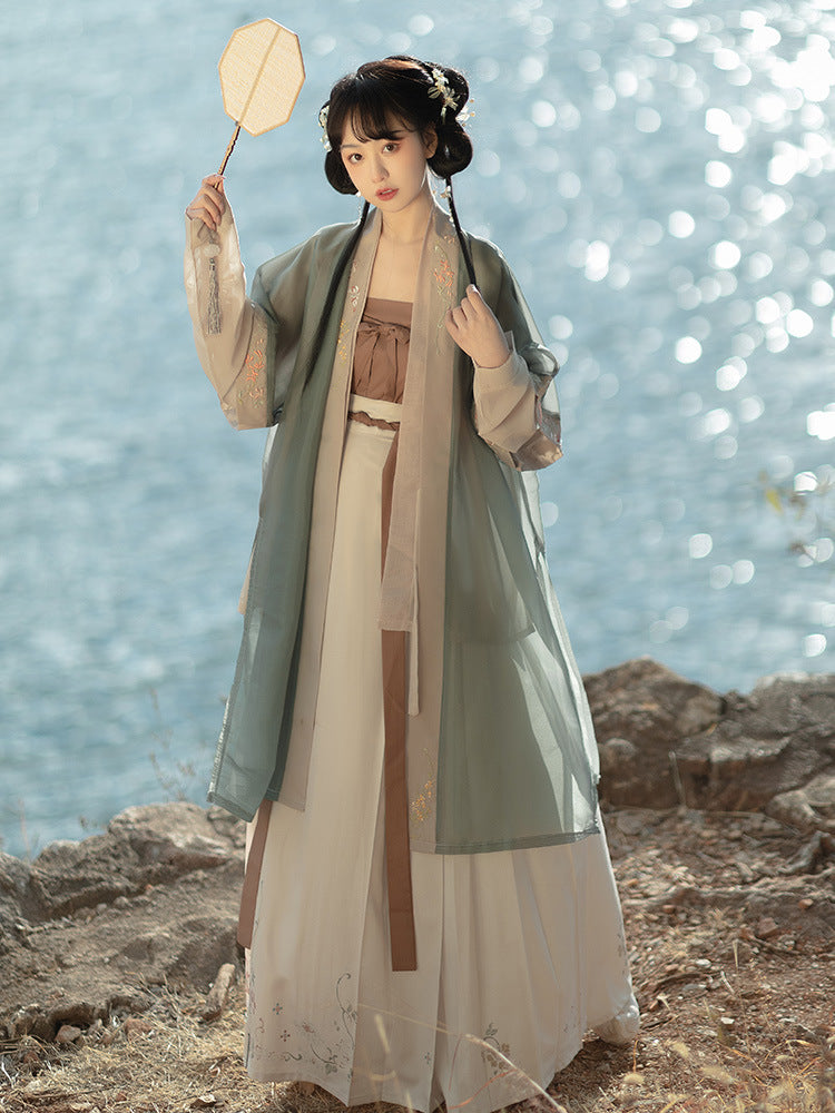 Green and Beige Song Dynasty Hanfu Dress with Floral Embroidery