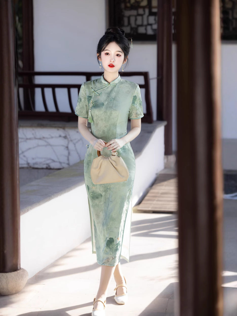 Long Double-Jacquard Cheongsam | Modern Short-Sleeve Mandarin Dress