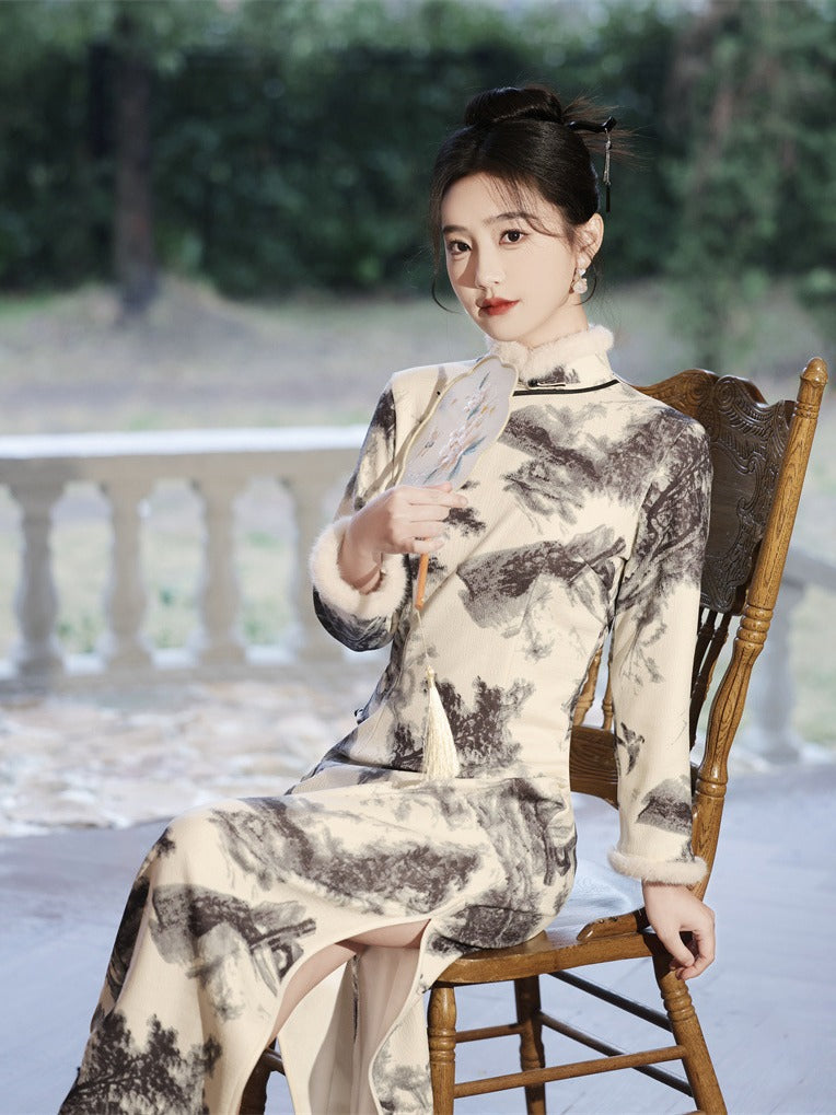Elegant Long Sleeve Winter Hanfu with Bamboo & Bird Print - Faux Fur Trim