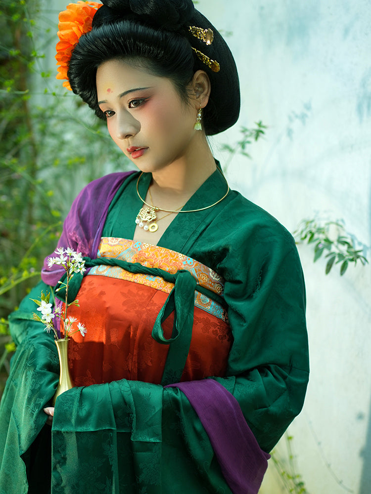 Elegant Red and Green Tang Dynasty Hanfu with Floral Embroidery