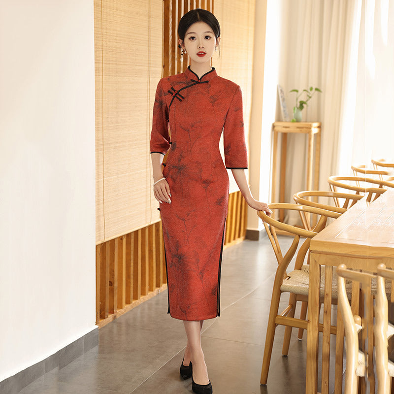 Elegant Red Chinese Qipao Dress with Floral Embroidery