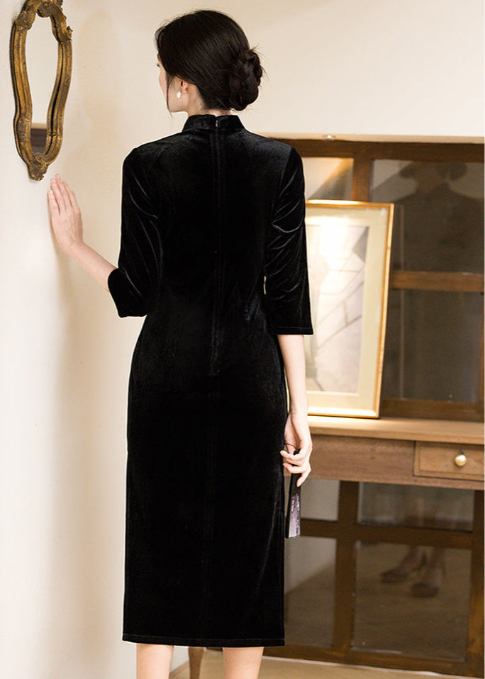 Black Vintage Mid-Sleeve Qipao | Slim Mandarin Maxi, Side Slit