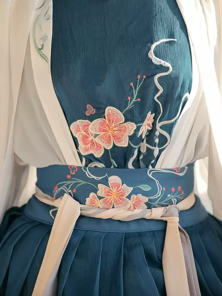 Song Dynasty Hanfu Dress – Traditional Chinese Fairy Style Outfit