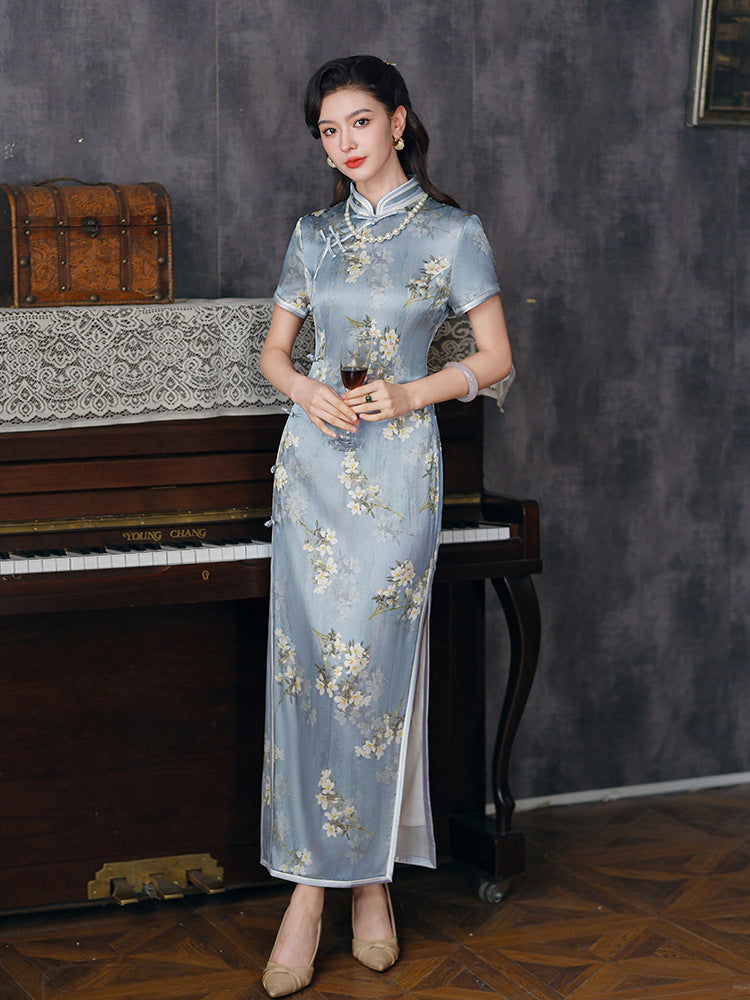 Elegant Silk Cheongsam Dress with Floral Print - Traditional Chinese Qipao