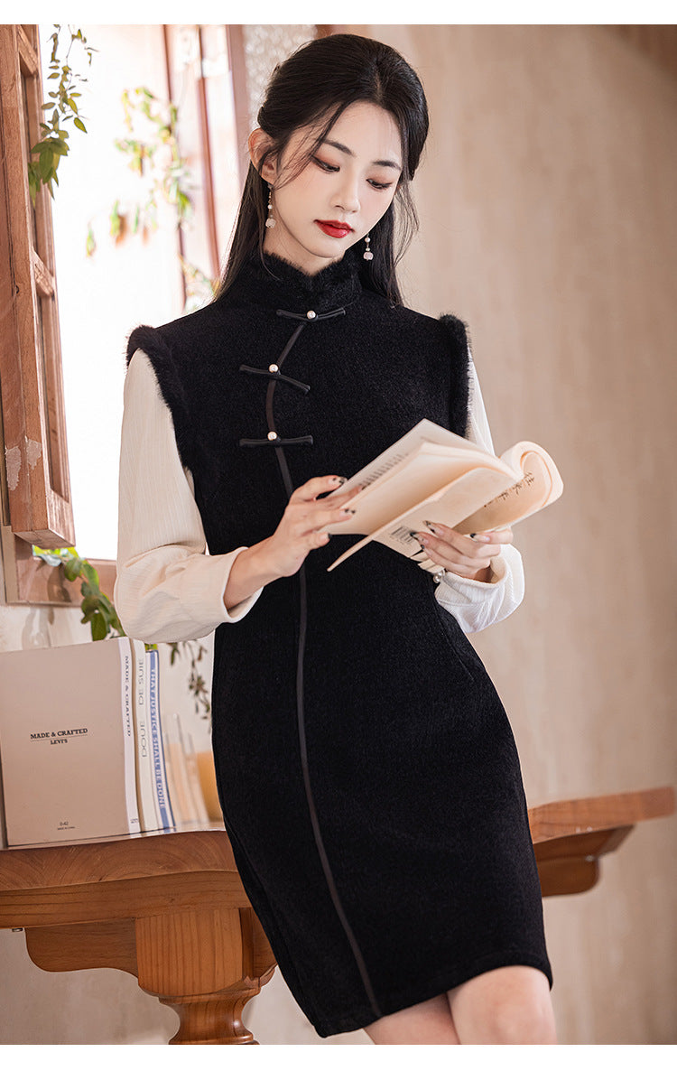 Elegant Vintage Cheongsam Dress – Soft Sleeveless Qipao for a Timeless Look