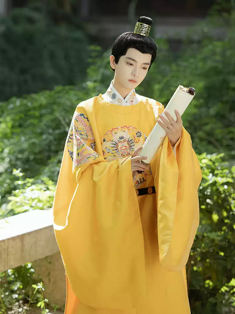Elegant Traditional Hanfu Robe for Men with Dragon Embroidery