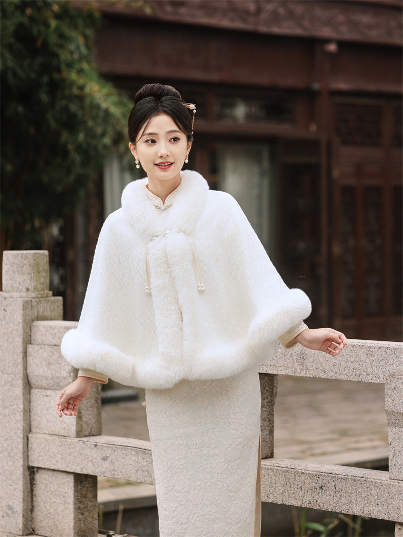 Elegant White Hanfu Cloak Faux Fur Trimmed Winter Cape For Women
