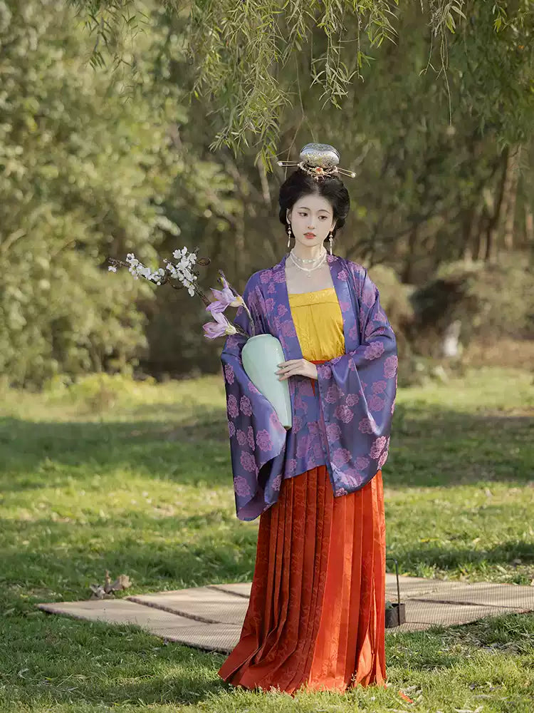 Song Dynasty Hanfu Women's Bamboo Print Long Robe with Pleated Skirt