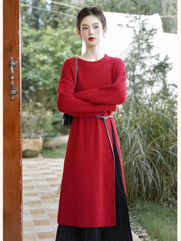 Elegant Red Knit Hanfu Sweater Dress with Belt – Vintage-Inspired Traditional Wear