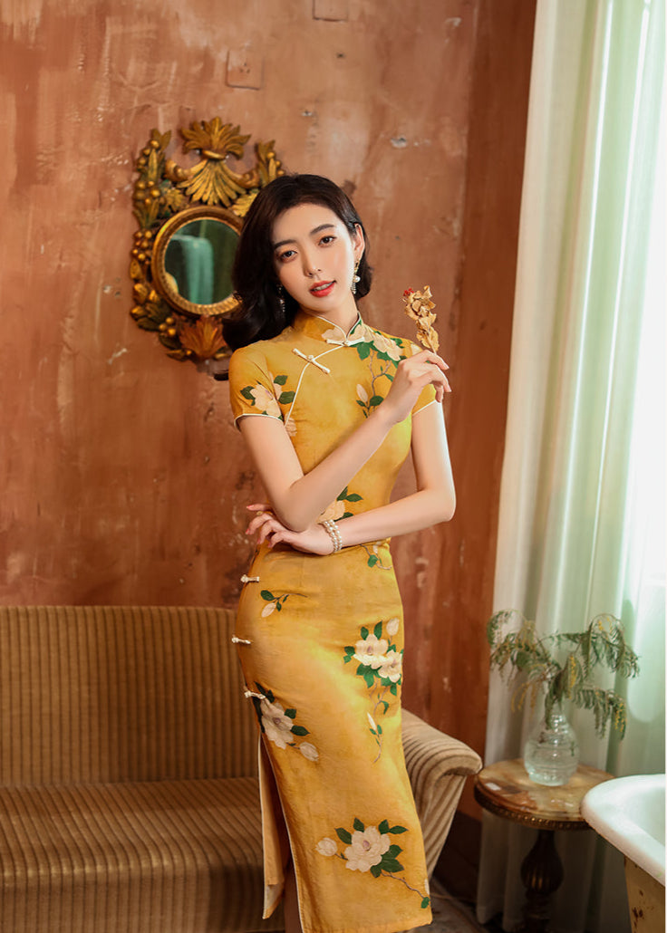 Mist-Gold Vintage Floral Qipa | Mandarin Collar & Frog Buttons