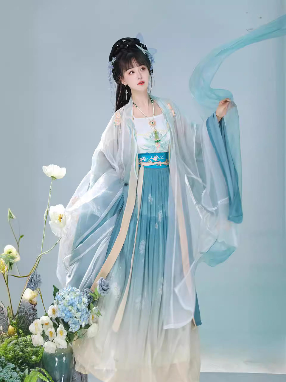 Flowing Chiffon Chinese Traditional Outfit Song Dynasty Hanfu Dress