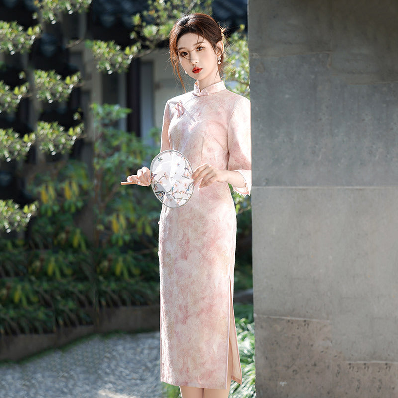 Elegant Pink Floral Cheongsam Dress – Traditional Chinese Qipao with Lace Sleeves