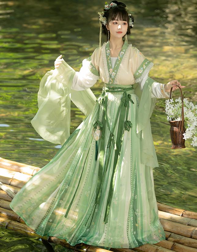 Tang Dynasty Hanfu Dress with Floral Embroidery and Green Ribbon Detail