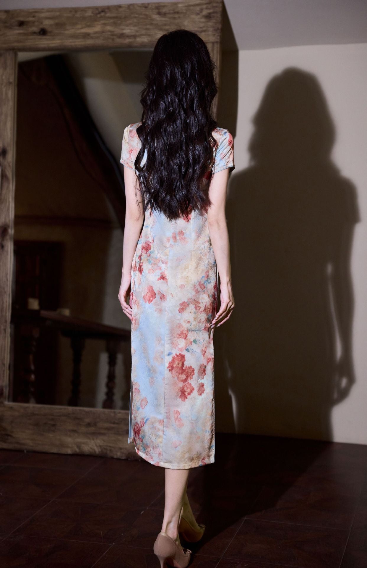 Vintage Qipao Dress | Chinese Slim-fit Mandarin Collar Floral Design