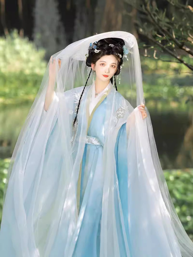 Elegant Flowing Light Blue Hanfu Dress – Traditional Chinese Hanfu for Women