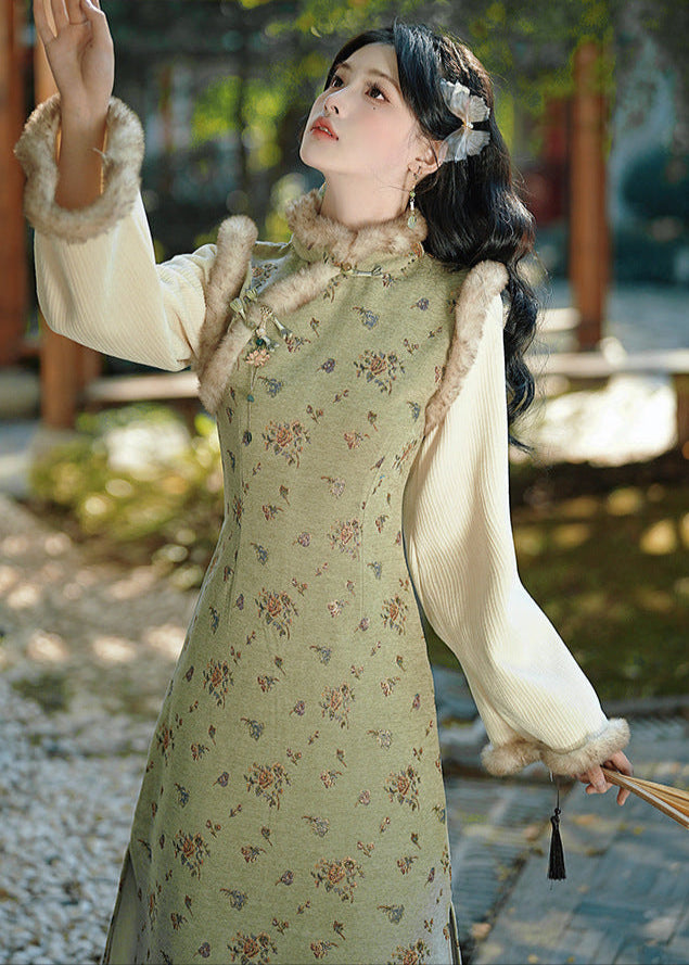 Light Green Daily Plush Vintage Qipao for Winter | Elegant Warmth Long Dress