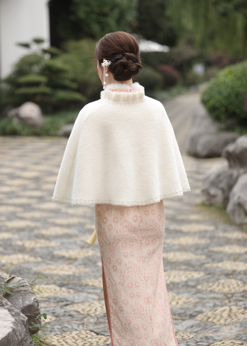 Fuzzy Winter Capelet | Ruffled Collar, Pearl Trim, Warm & Hanfu-Friendly