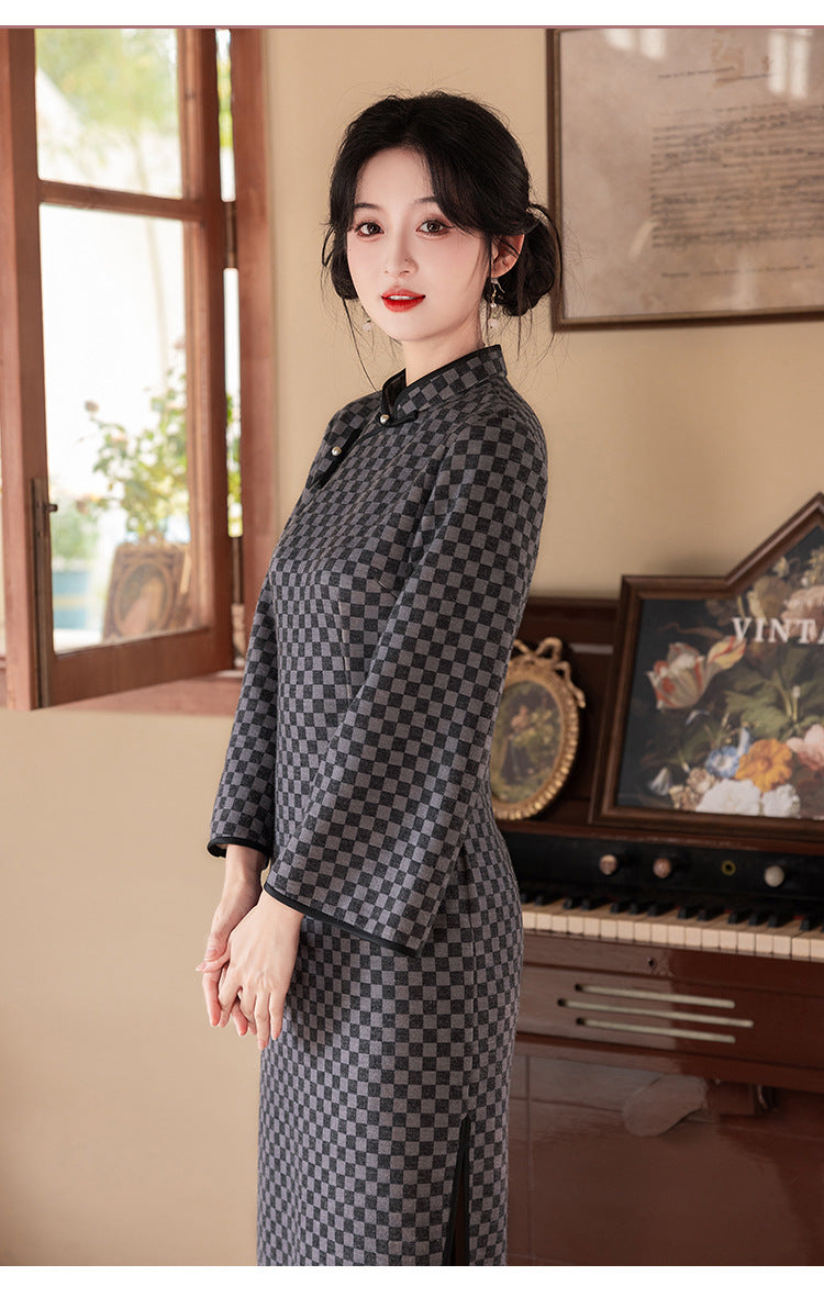 Chinese Style Checkered Pattern Dress Long Sleeve Cheongsam