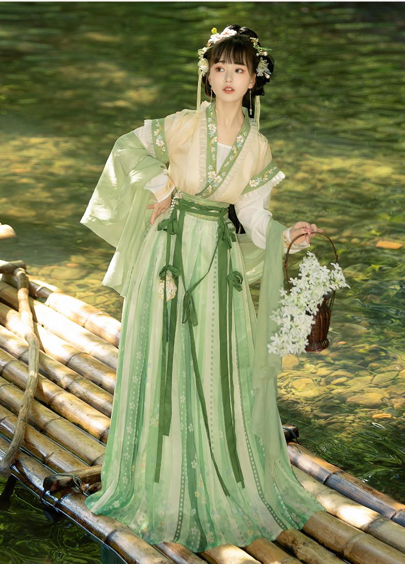 Tang Dynasty Hanfu Dress with Floral Embroidery and Green Ribbon Detail