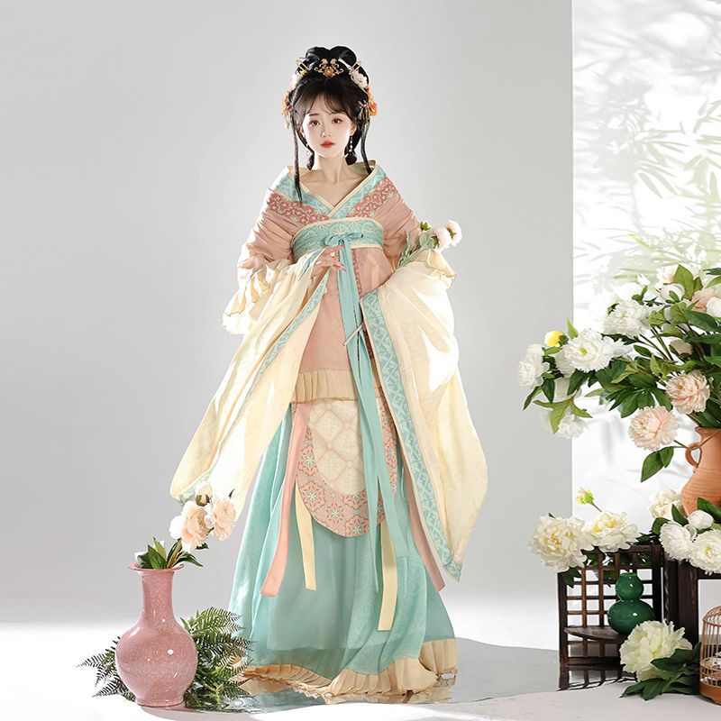 Traditional Hanfu Style Dress - Elegant Multi-layered Green and Pink Floral Gown for Women