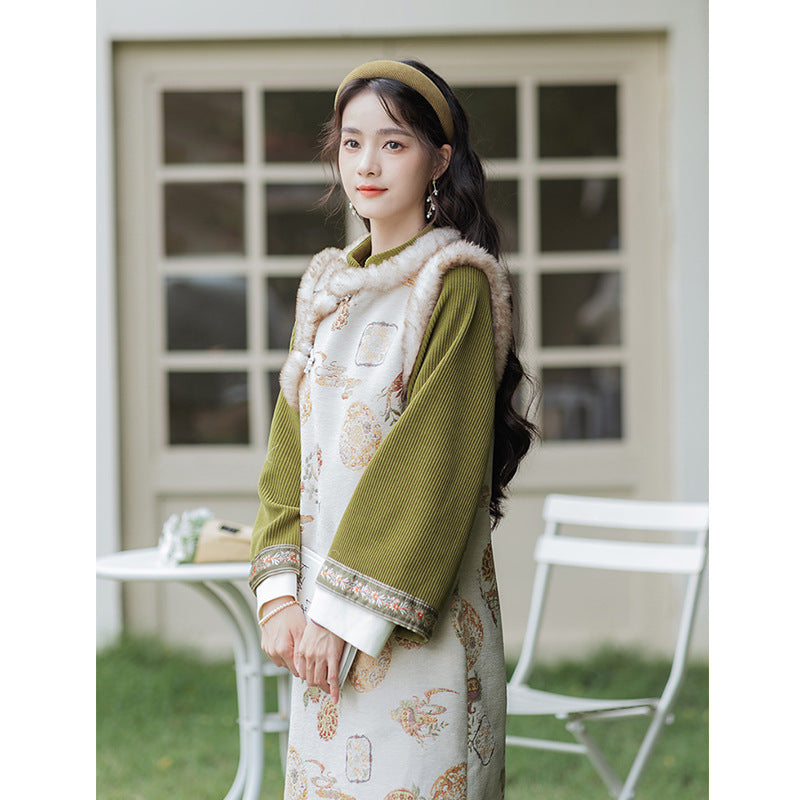 优雅绿色汉服内搭花卉图案背心套装