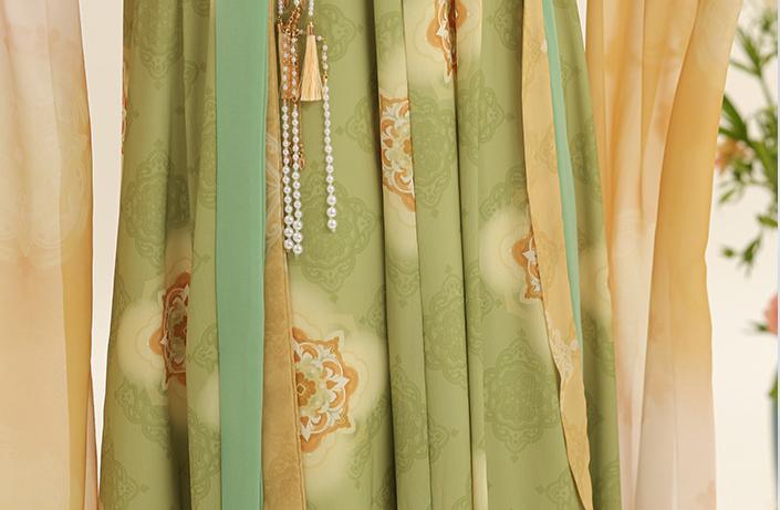 优雅汉服花卉图案百褶裙女装 - 绿橙配色