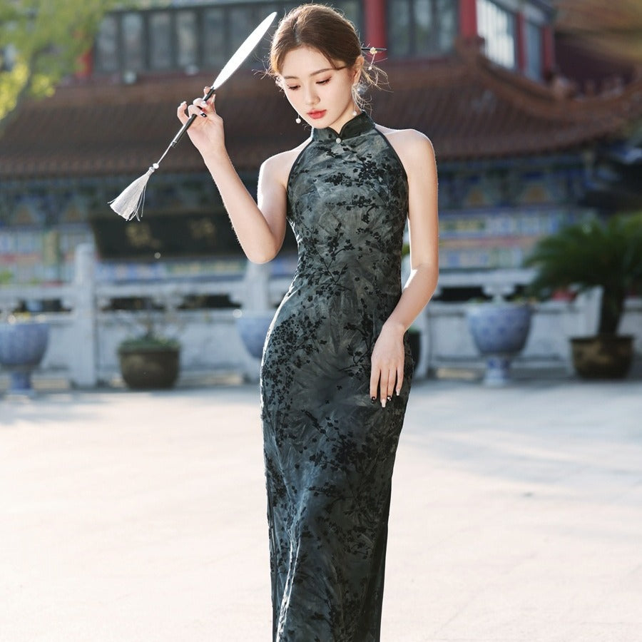 Chinese Triditional sleeveless Qipao