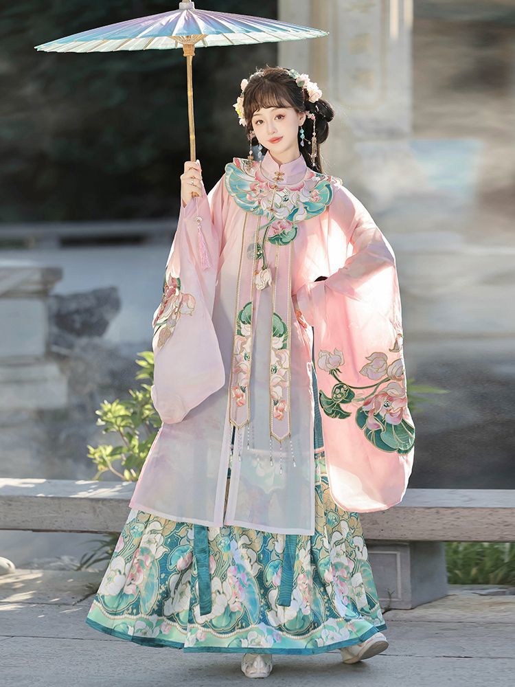 Traditional Pink Floral Hanfu Dress for Women