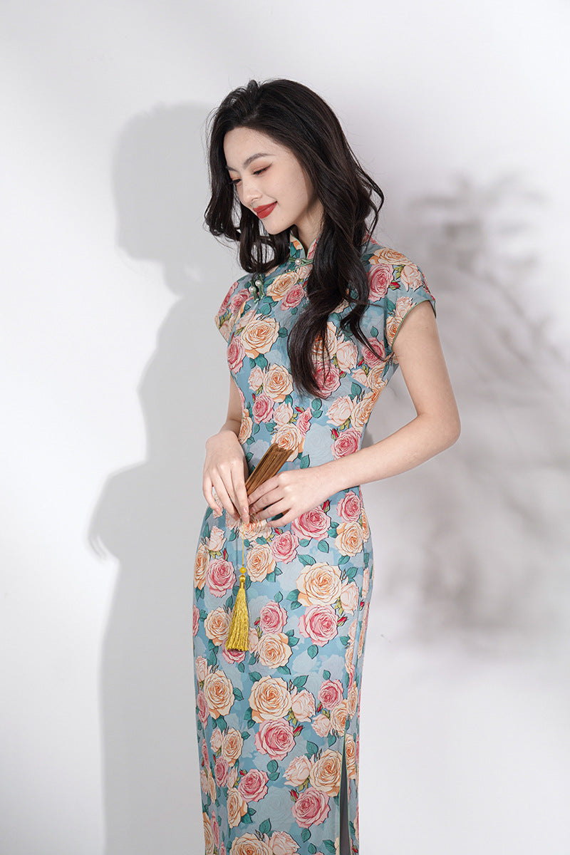 Elegant Floral Cheongsam Dress – Vintage-Inspired High-Slit Qipao for Special Occasions