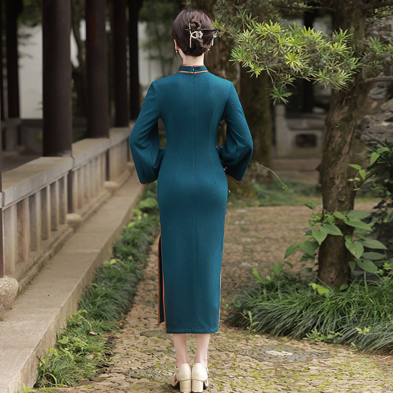 Elegant Teal Chinese Qipao Dress Vintage Long Cheongsam with Bell Sleeves for Hanfu Look