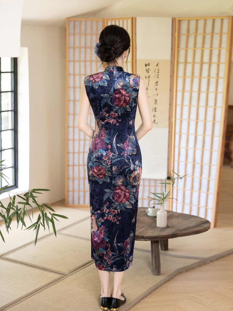 Blue Printed Sleeveless Qipao | Mandarin-Collar Slim Maxi with Side Slit for Banquets & Weddings
