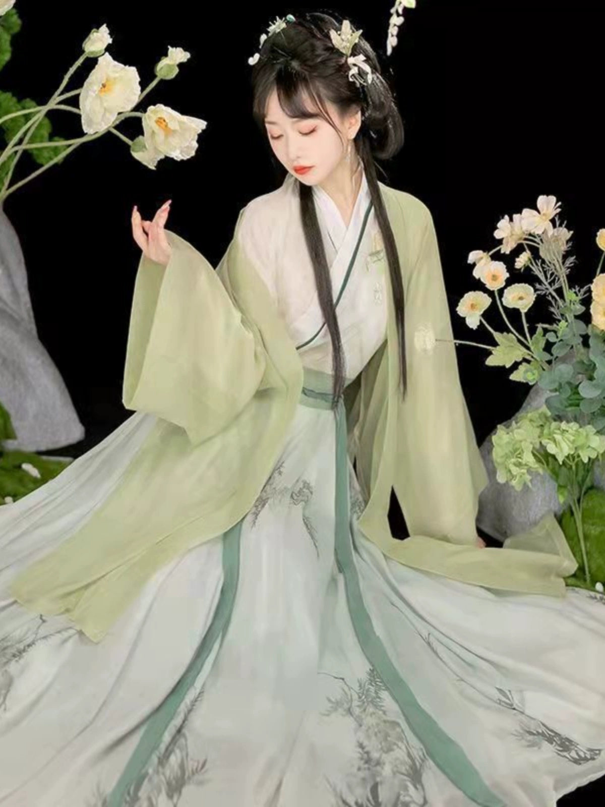 Elegant Song Dynasty Hanfu Set – Flowing Green Robes with Embroidered Skirt for Women