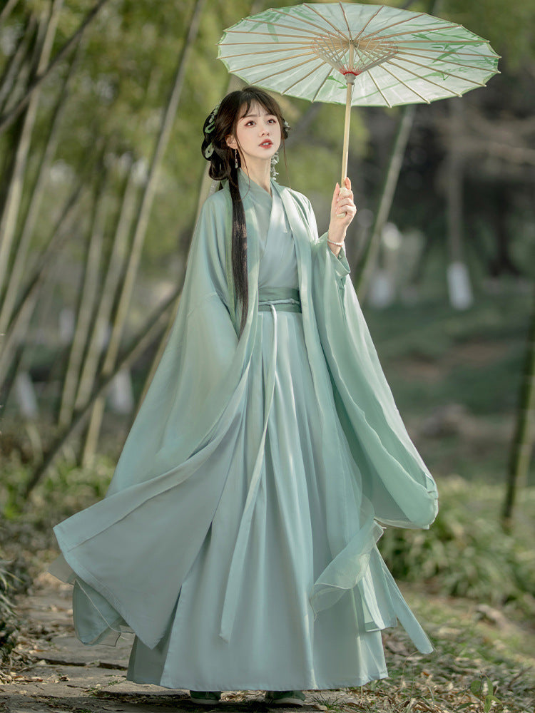 Elegant Flowing Traditional Chinese Hanfu Dress – Graceful Bamboo Green Ancient Style Gown