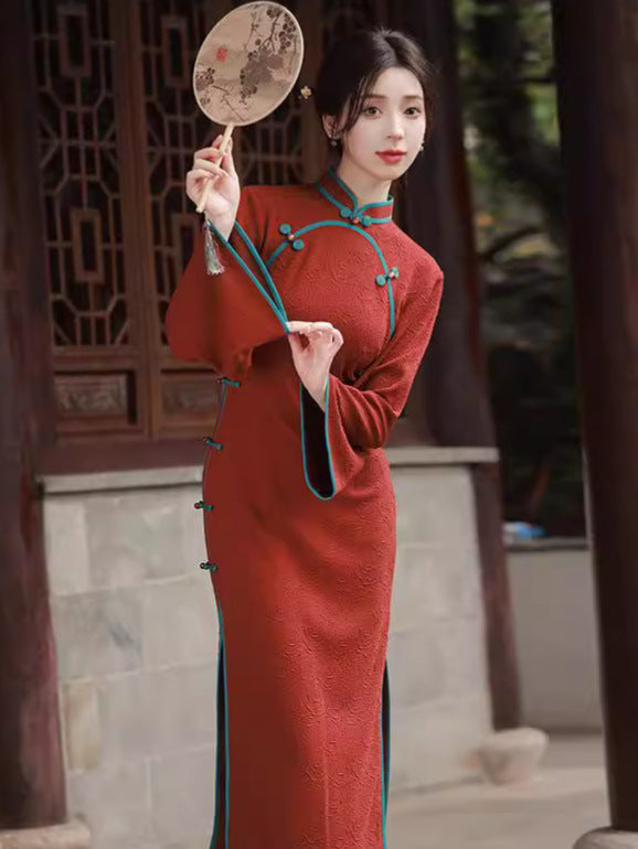 Elegant Red Traditional Chinese Cheongsam with Decorative Buttons