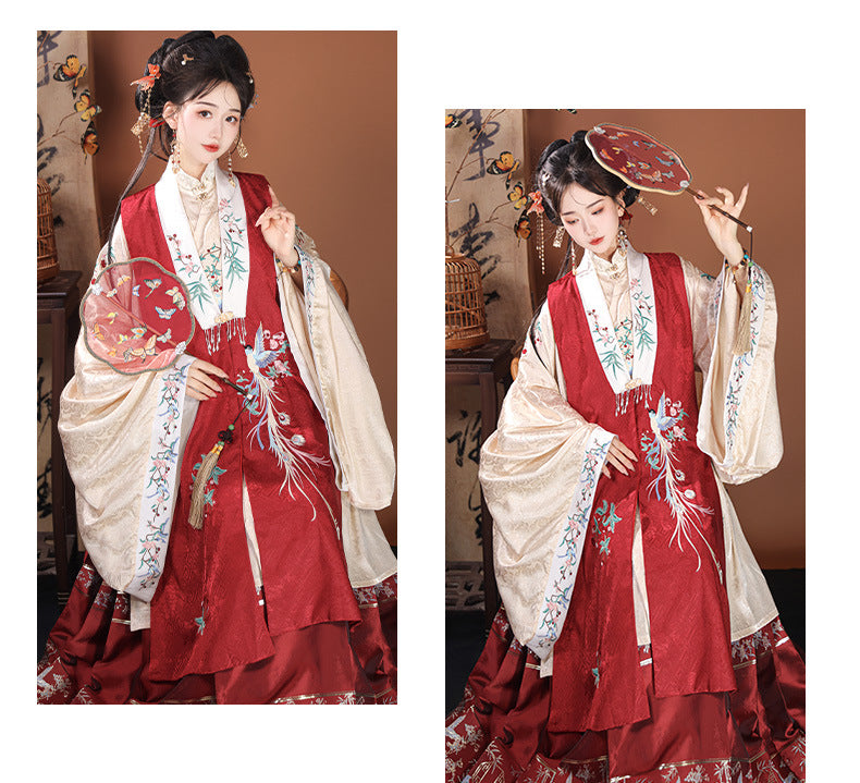 Elegant Embroidered Hanfu Set – Traditional Chinese Dress with Flowing Sleeves