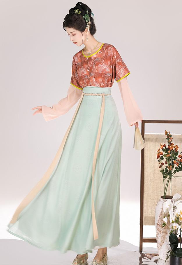 优雅汉服套装 - 传统中国女式汉服,绣花上衣和飘逸长裙