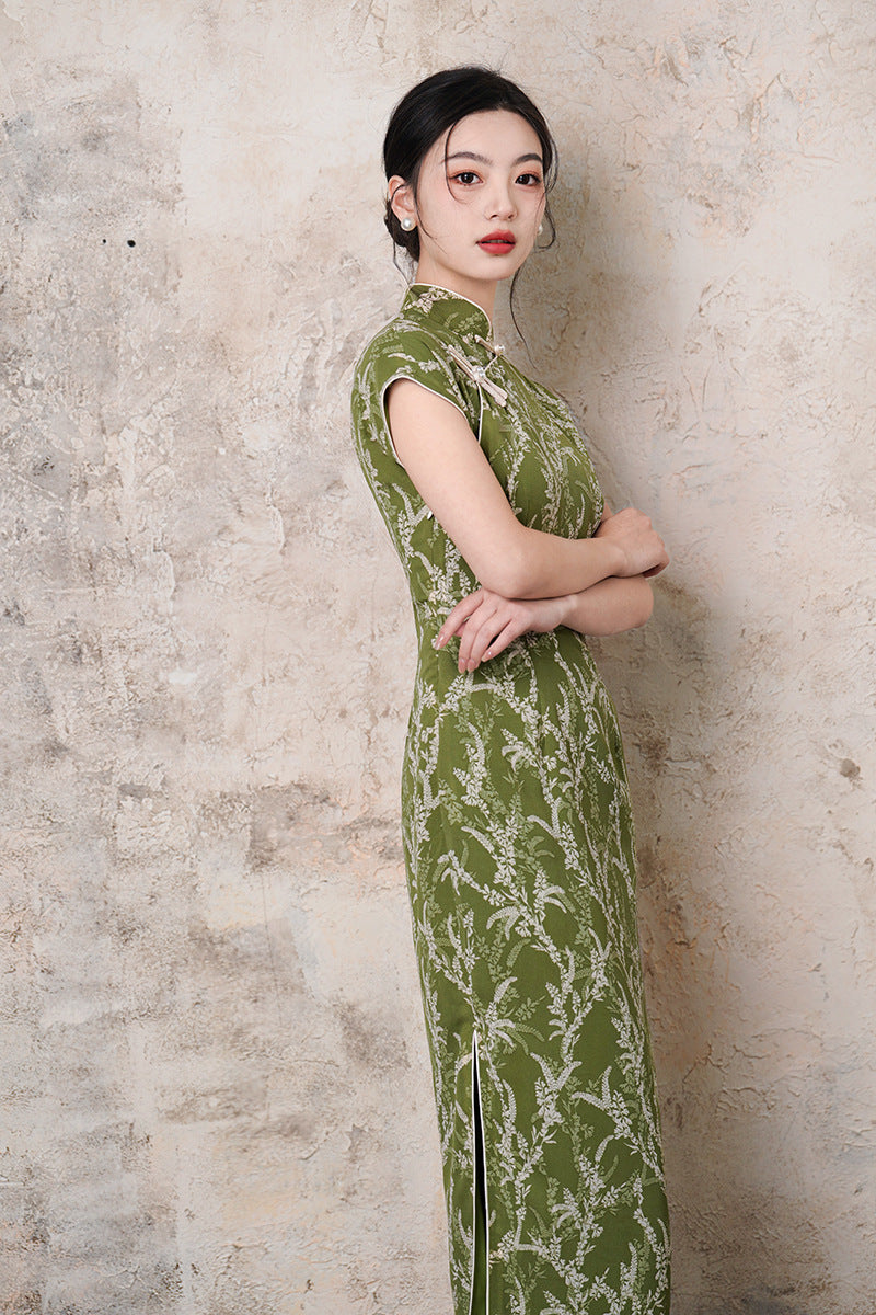 Elegant Floral Embroidered Qipao Dress Traditional Chinese Cheongsam