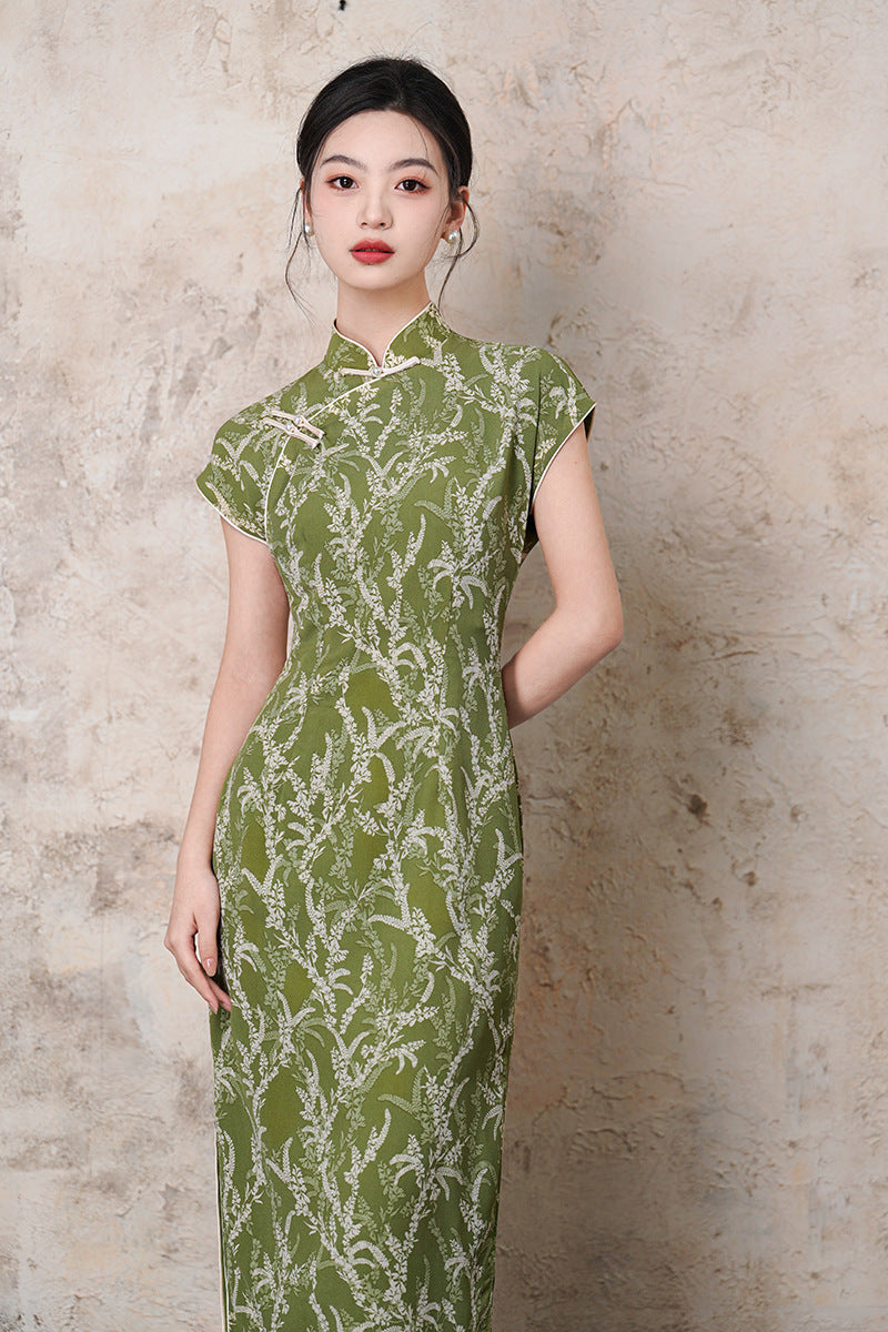 Elegant Floral Embroidered Qipao Dress Traditional Chinese Cheongsam