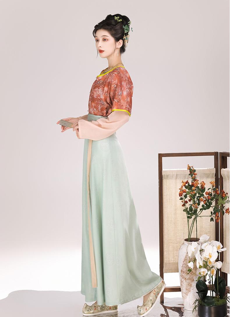 优雅汉服套装 - 传统中国女式汉服,绣花上衣和飘逸长裙