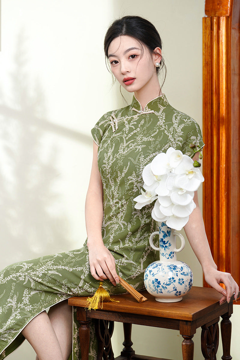 Elegant Floral Embroidered Qipao Dress Traditional Chinese Cheongsam