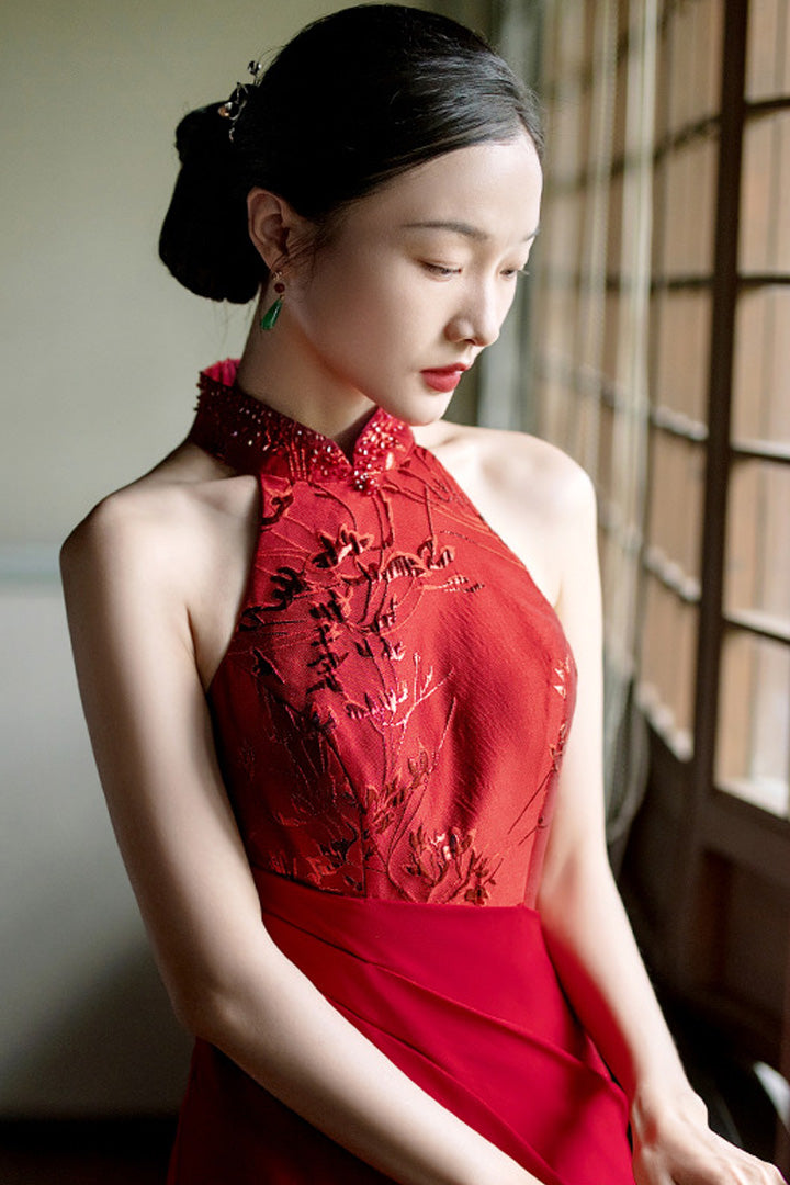 Modern Bridal Qipao Halter Long Gown | Sleeveless Shoulder-Baring