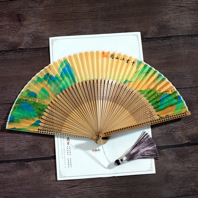精美竹制手持扇,附山水画和装饰盒