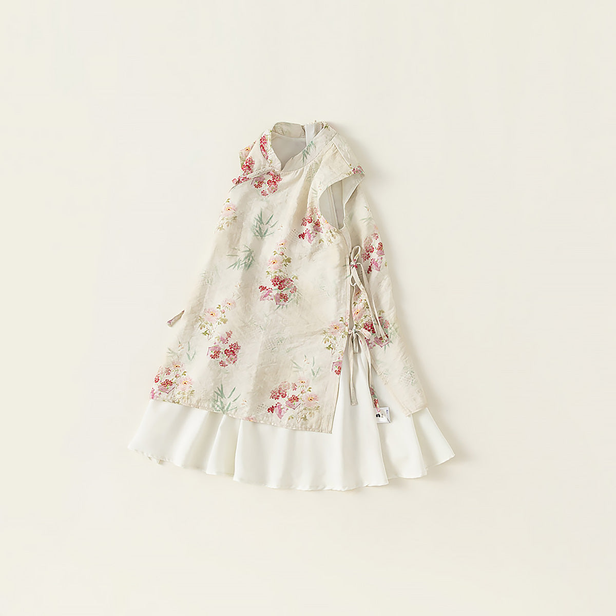 米色、绿色、粉色碎花女童汉服