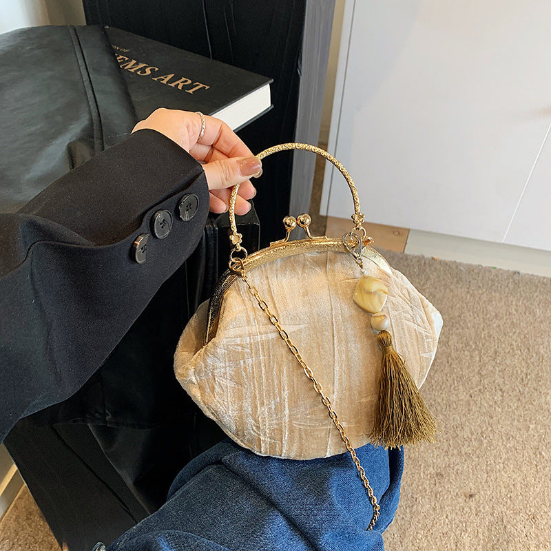 Elegant Bamboo Handle Velvet Evening Bag with Tassel Pendant