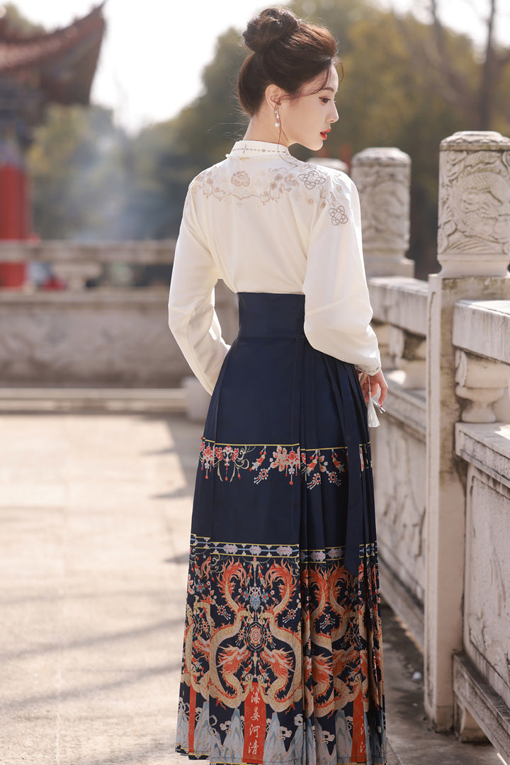Embroidered Mamianqun Set | Elegant Long Sleeve Hanfu Dress