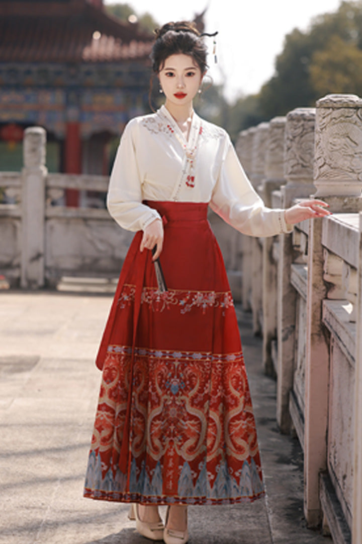 Embroidered Mamianqun Set | Elegant Long Sleeve Hanfu Dress