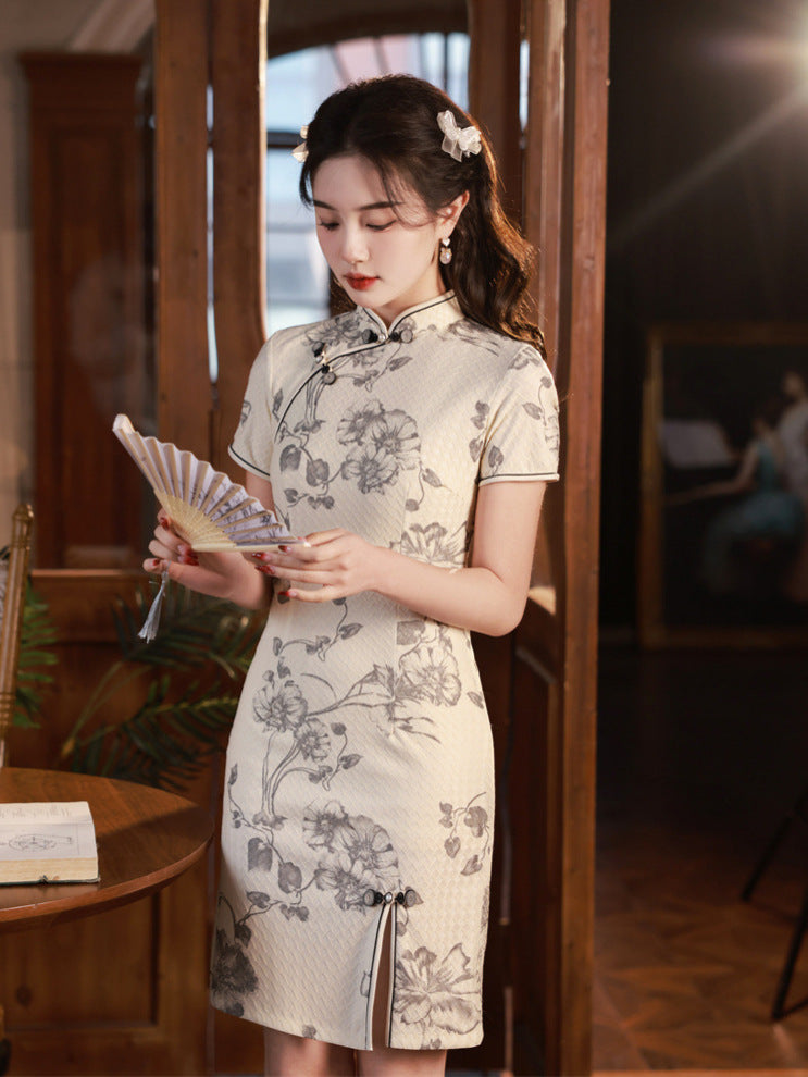 Graceful Floral Cheongsam Dress Vintage Chinese Style for Women